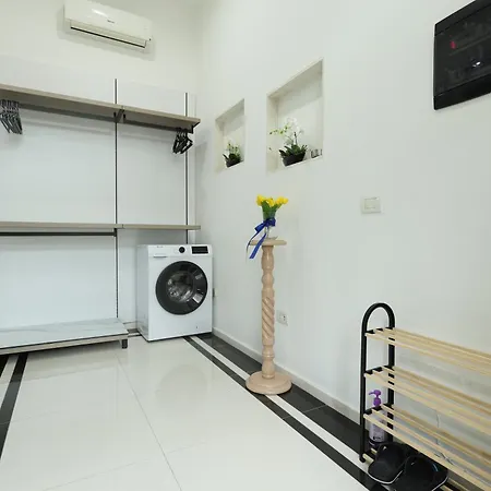 Apartment Sargi's
